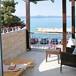 Delfin Hotel 3*