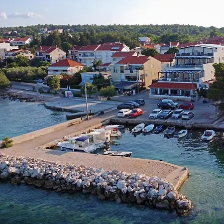 Delfin 3* Zadar