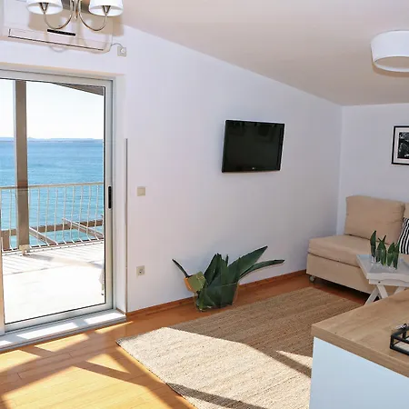 Hotel Delfin 3*
