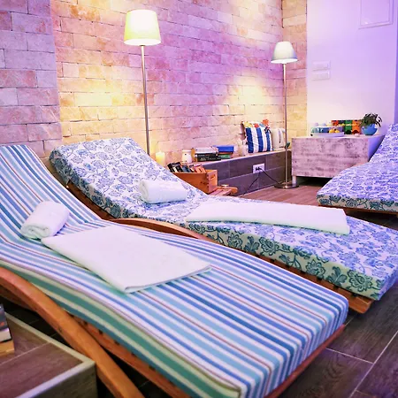 Delfin Szálloda 3*
