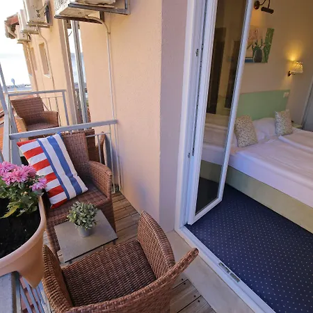 Delfin 3* Zadar
